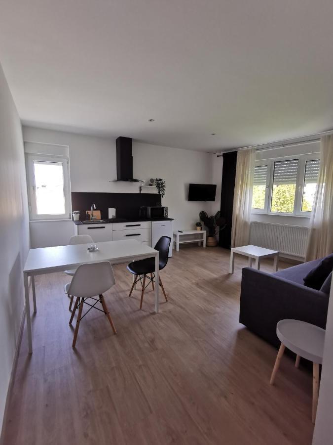 Apartamentos Seijo บีญัลบา ภายนอก รูปภาพ